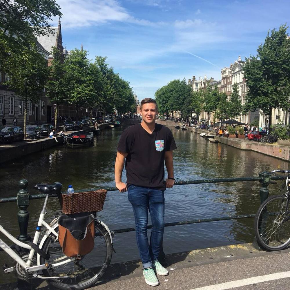 Meet your Posher, Joe